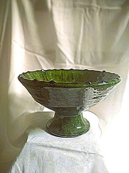 Bowl for holding fruits or salad